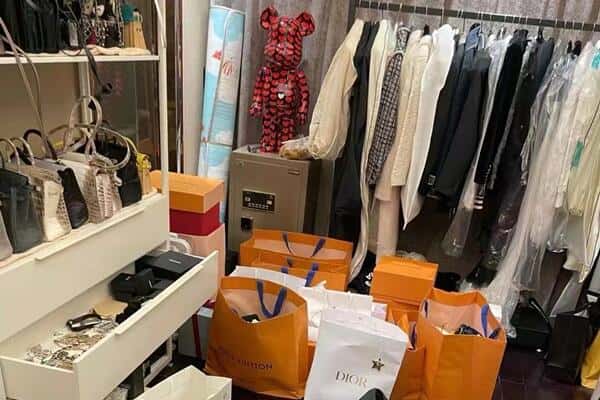 商洛洛南县回收一线品牌衣服